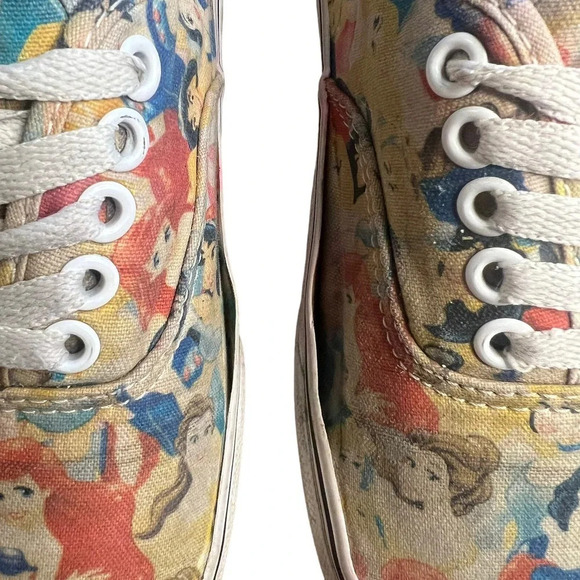 VANS x Disney Princess Canvas Sneakers Women's Lace-up Multicolor Low Top Size 8 - Picture 2 of 8